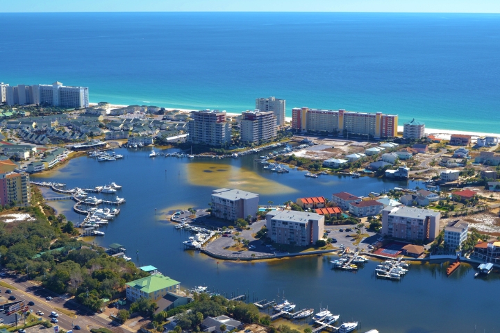 Resort Harbor Landing